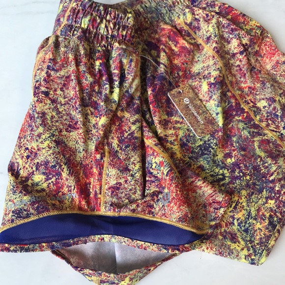 Special Edition SeaWheeze Lululemon Hotty Hot 4” - Picture 4 of 5